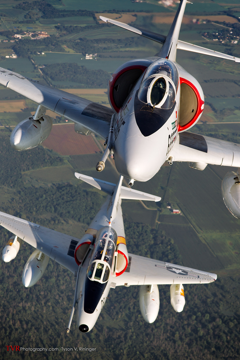 Illustration for article titled All These Jaw-Dropping Airplane Images Were Taken By This Flying Photog